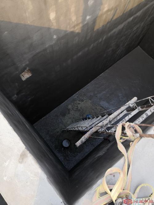 承接各类防水补漏工程,经验丰富,欢迎来电咨询华岚防水补漏:防水堵漏
